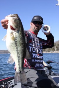 Gerald Swindle Loves his Sunline Shooter Fluorocarbon