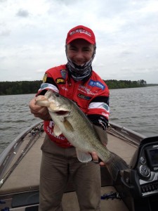Mark Menendez Likes to Look Super Shallow for Largemouth During Turnover