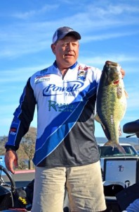 Keith Bryan with his 10.48-pound World Record Spotted Bass - photo by Steve Adams - Bass Angler Headquarters