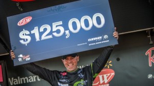 Dave Lefebre Wins FLW Tour Smith Lake Event photo by FLW