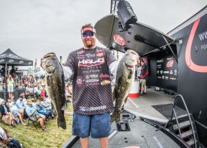 JT Kenney Leads Day Two at FLW Tour Lake Toho - photo courtesy of FLW