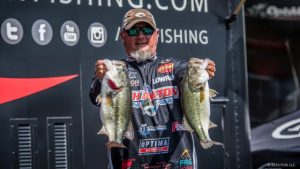 2016 FLW Tour Pickwick Lake Day Two Leader Buddy Gross - photo courtesy FLW