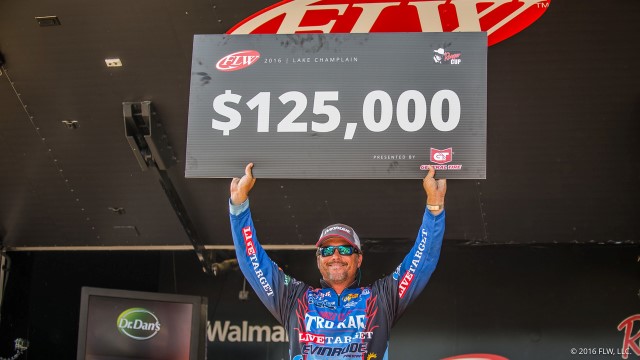 Scott Martin goes Wire-to-Wire, Wins 2016 FLW Tour Champlain