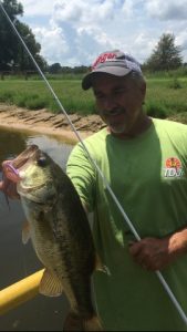 pete-ponds-with-a-dropshot-largemouth-photo-courtesy-pete-ponds