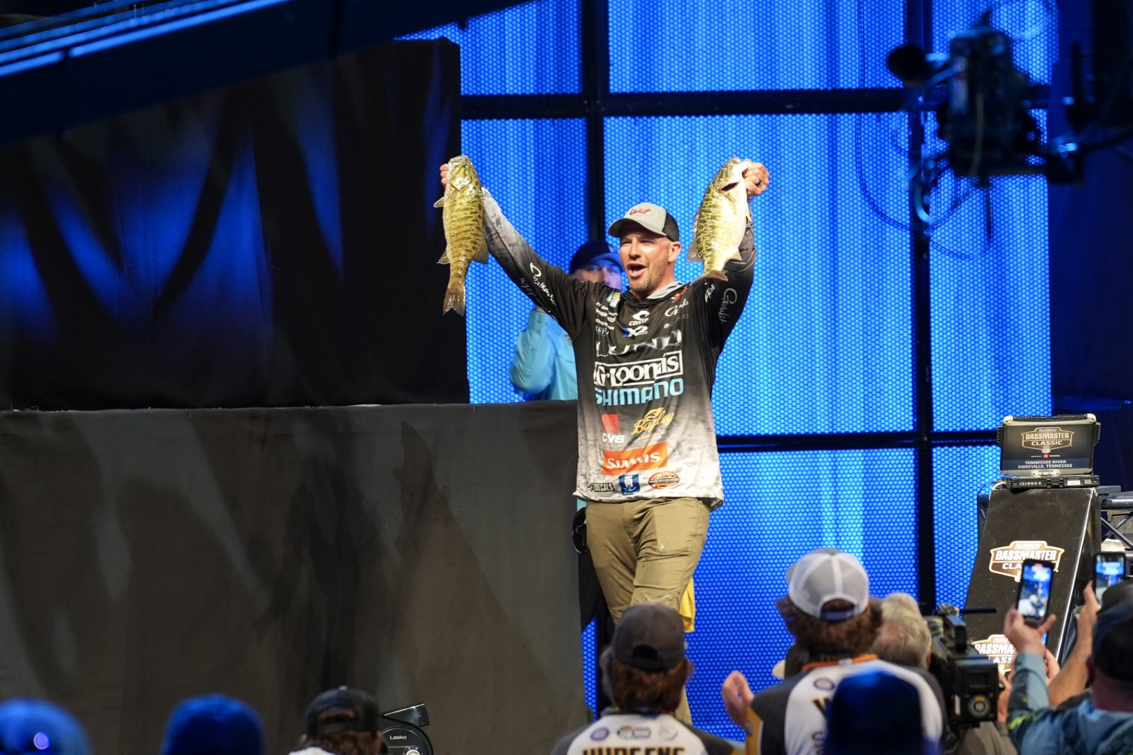 Jeff Gustafson Leads Day One of 2023 Bassmaster Classic in Knoxville